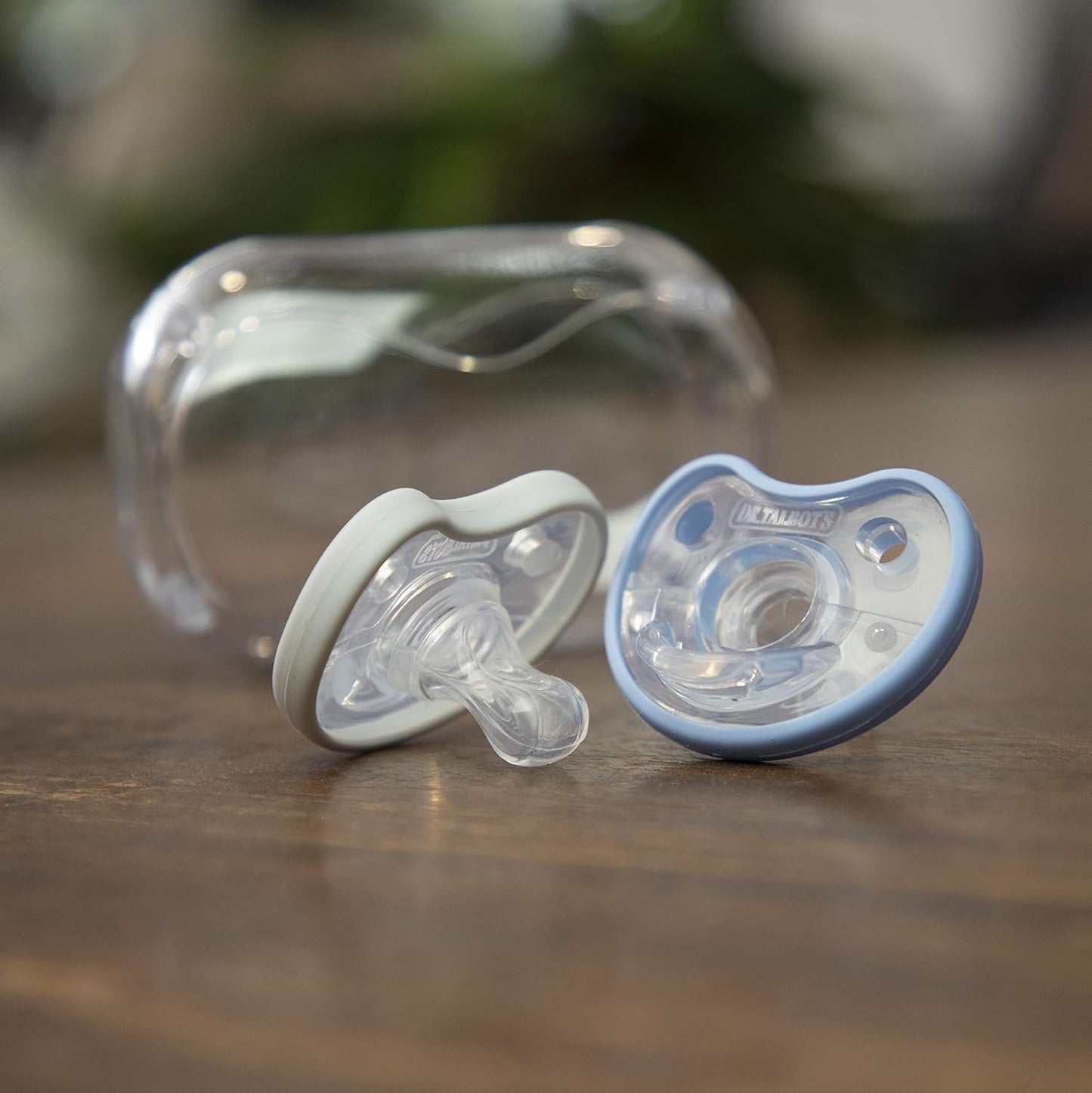 Chupetes de ortodoncia 6-12 meses x2 - Dr. Talbot's