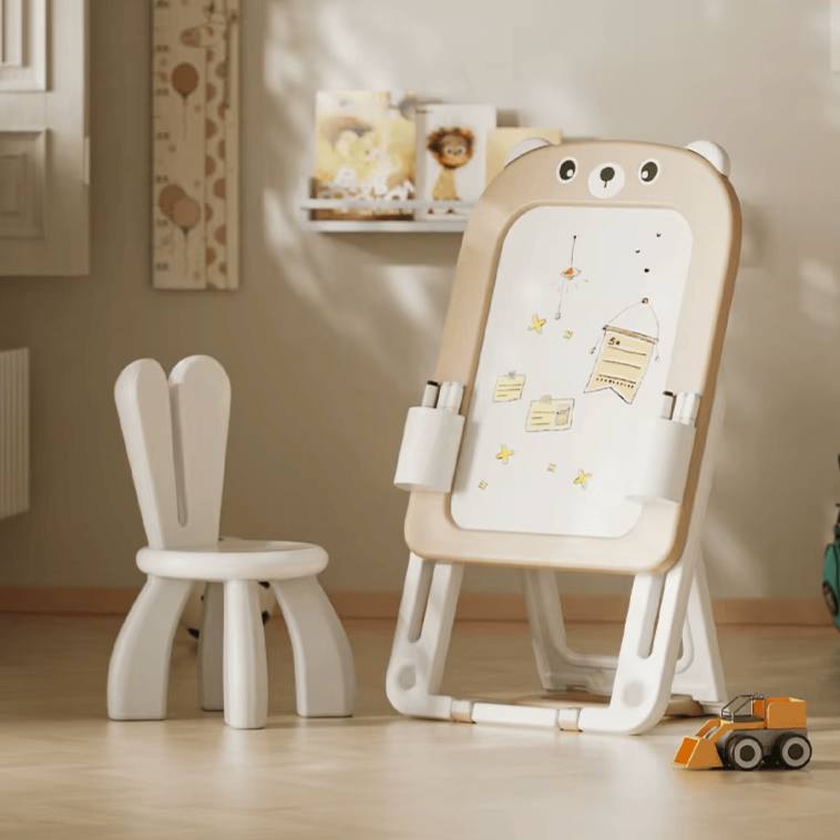 Pizarra Oso con Silla – Altura Regulable + Accesorios